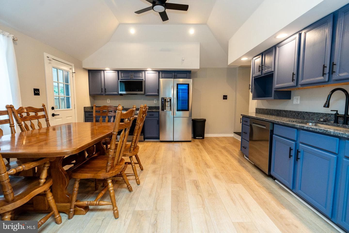 8208 Dogwood Drive photo 9