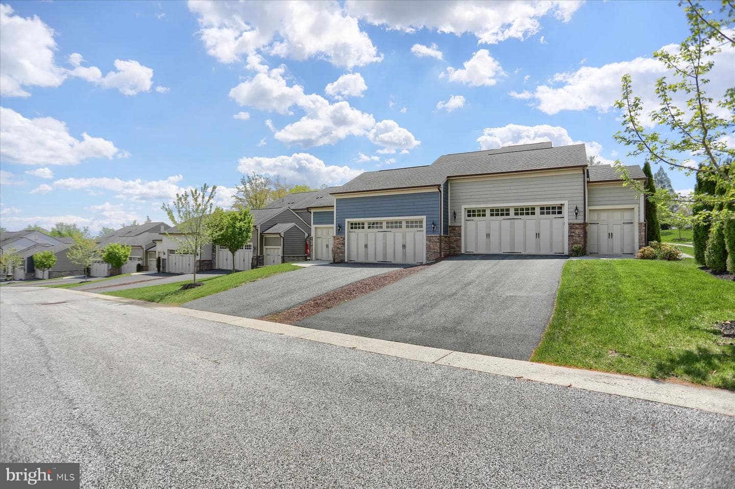 6910 Summit Circle photo 51