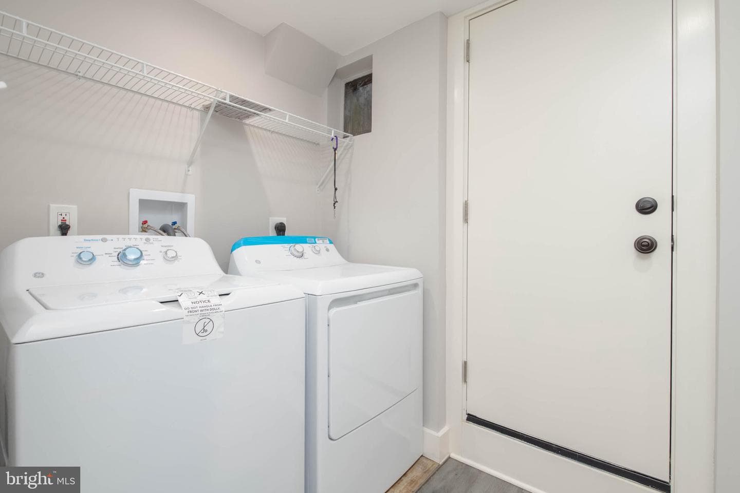 136 Dumbarton Road photo 33