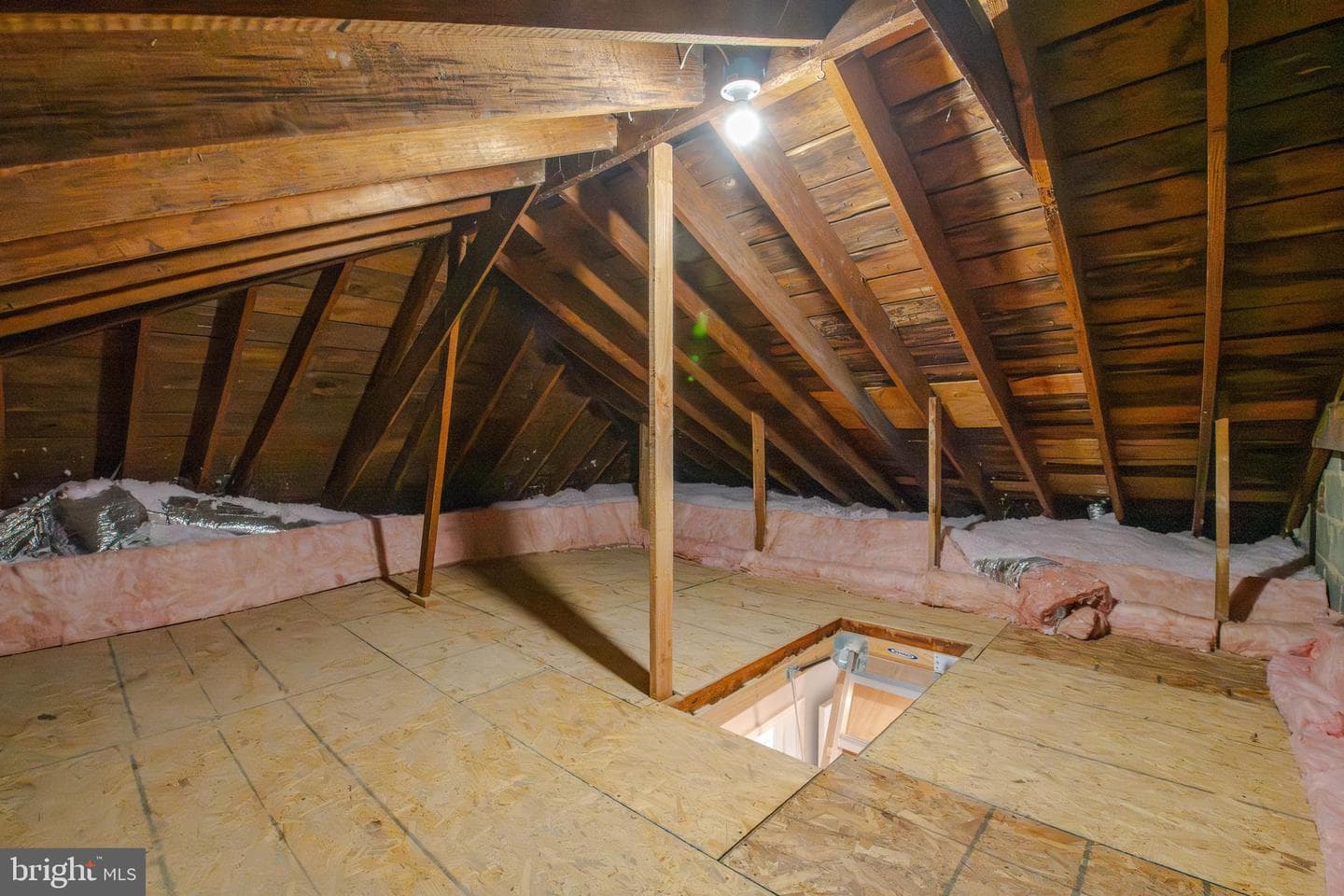 136 Dumbarton Road photo 40