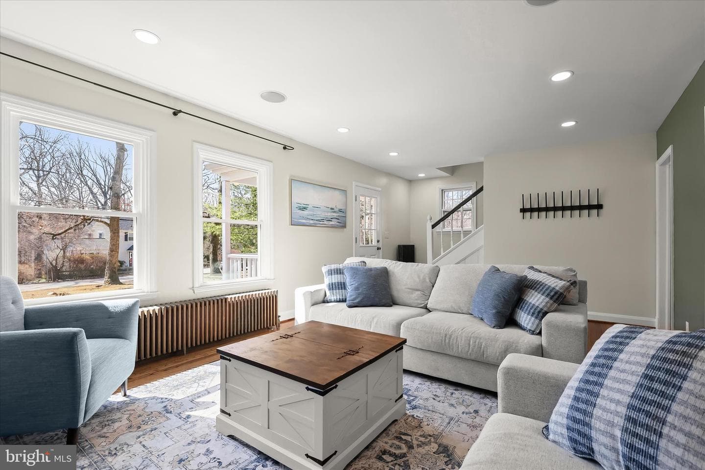 1008 Hart Road photo 10