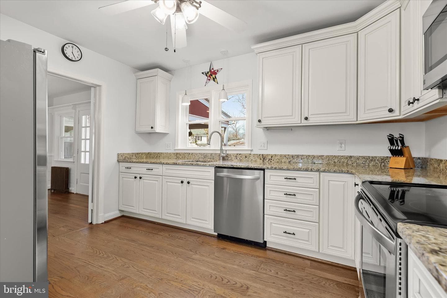 1008 Hart Road photo 14