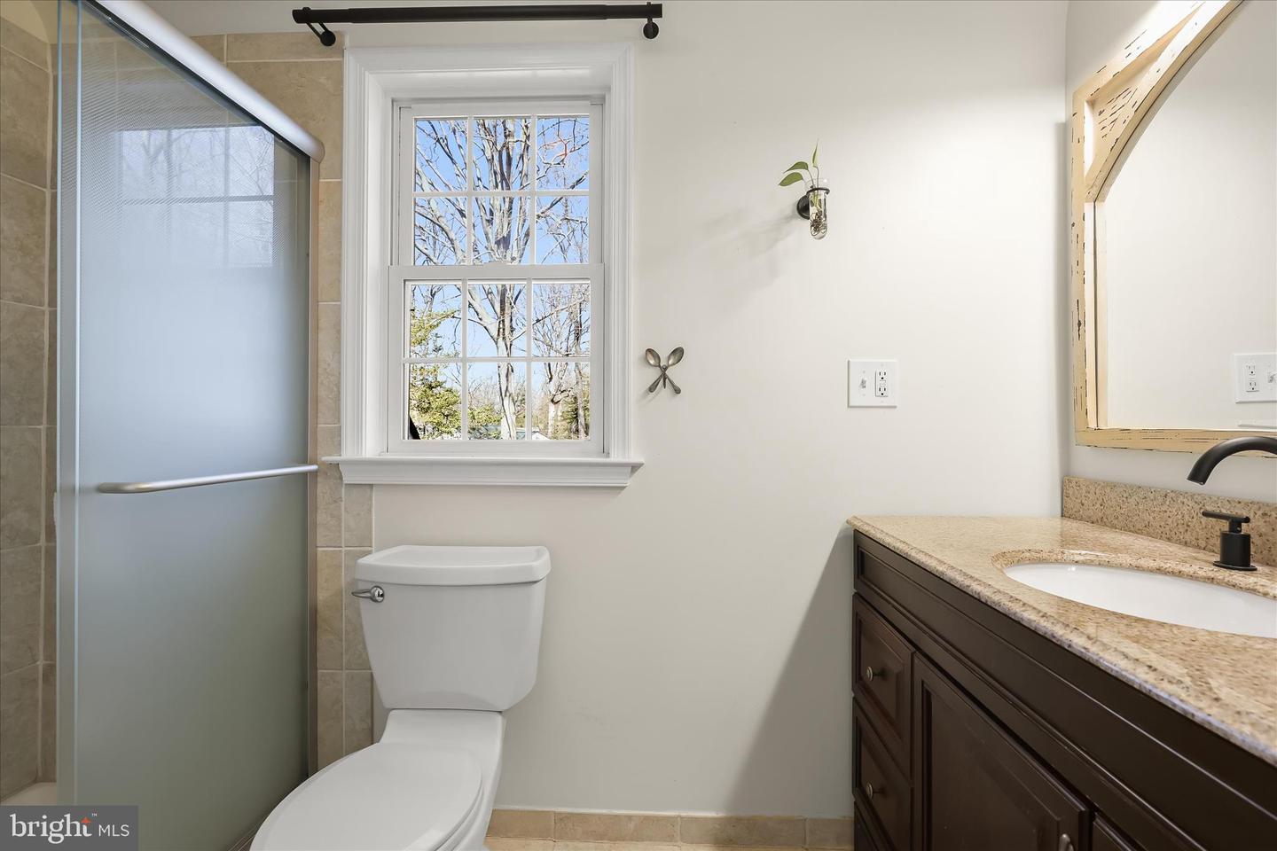 1008 Hart Road photo 37