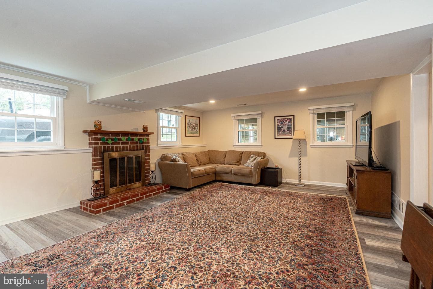 8618 Valleyfield Road photo 22