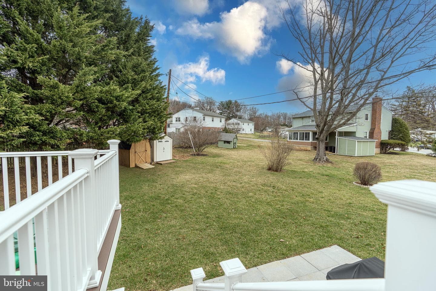 8618 Valleyfield Road photo 27