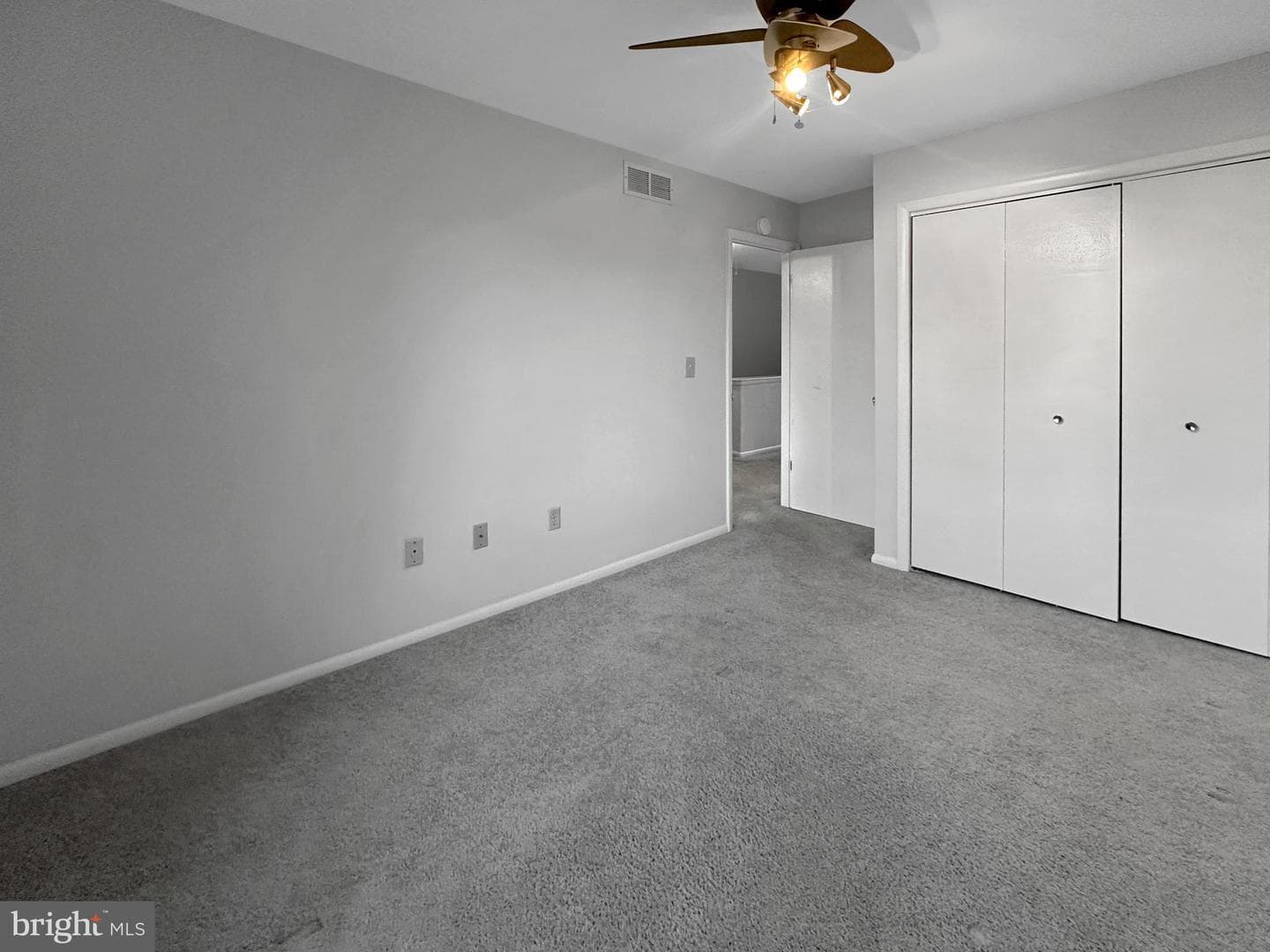 1 Glyndale Court photo 14
