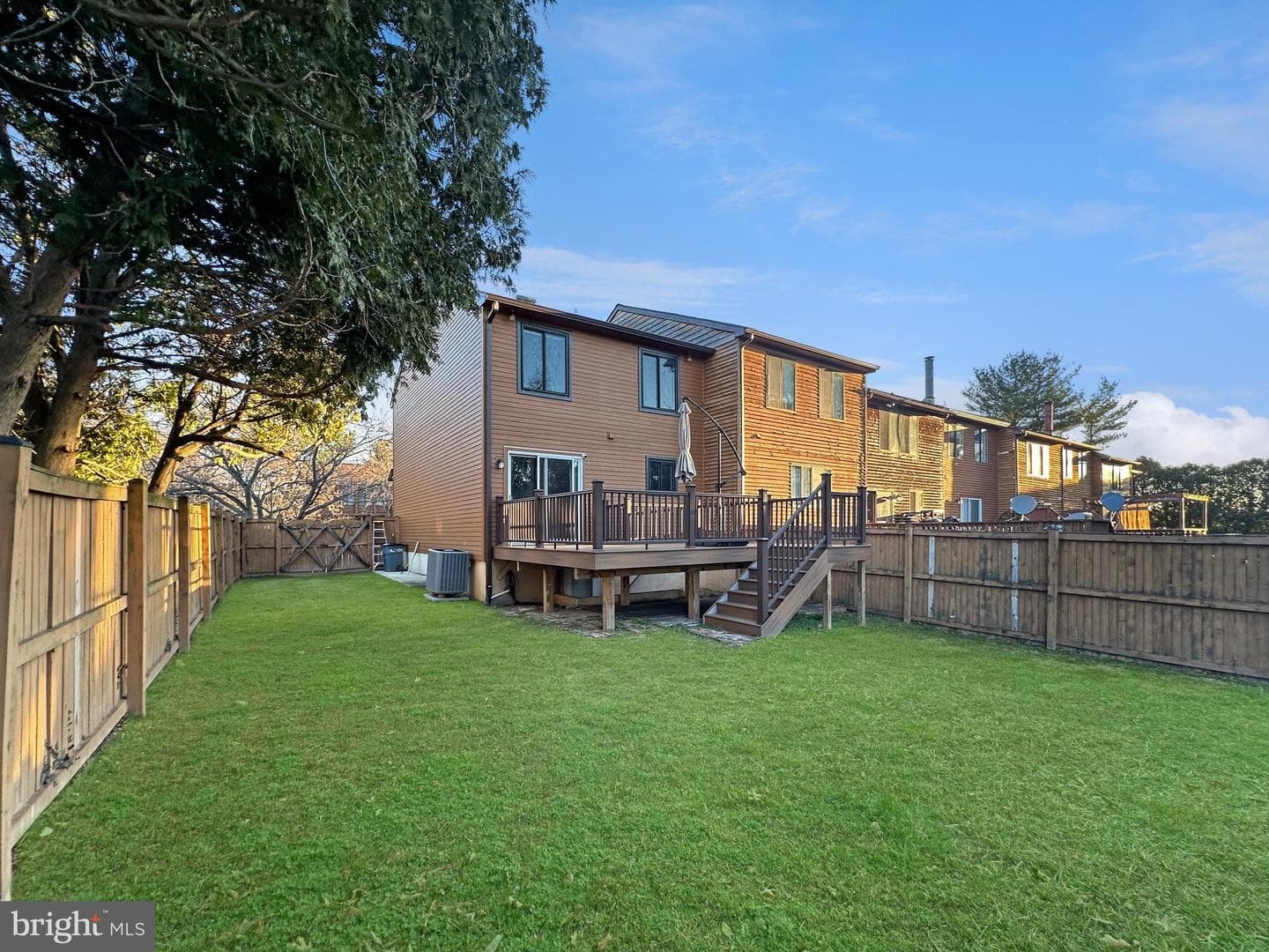 1 Glyndale Court photo 24