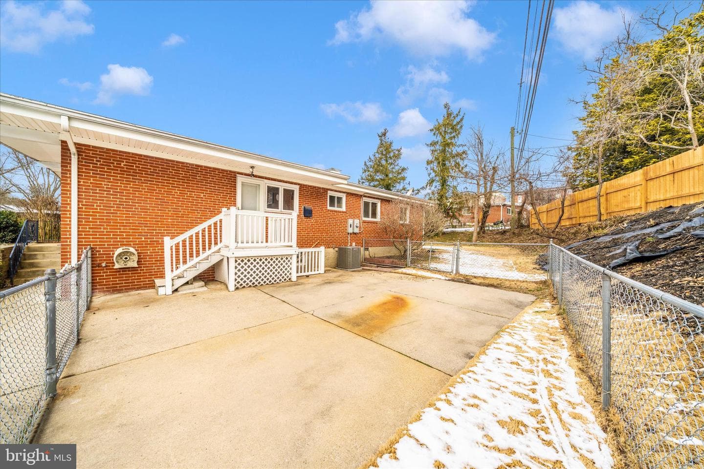 1302 Glenmont Road photo 38