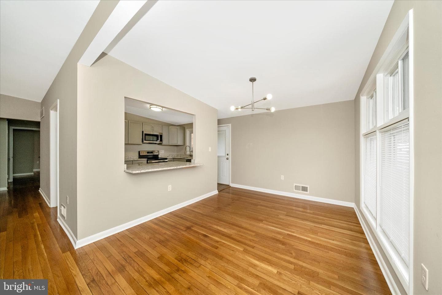 1302 Glenmont Road photo 5