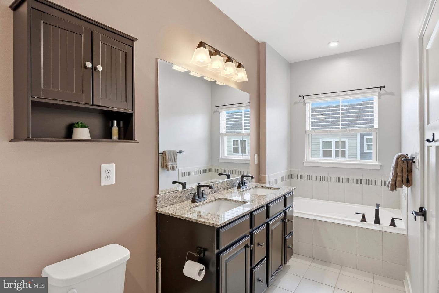 6312 Osterley Street photo 29