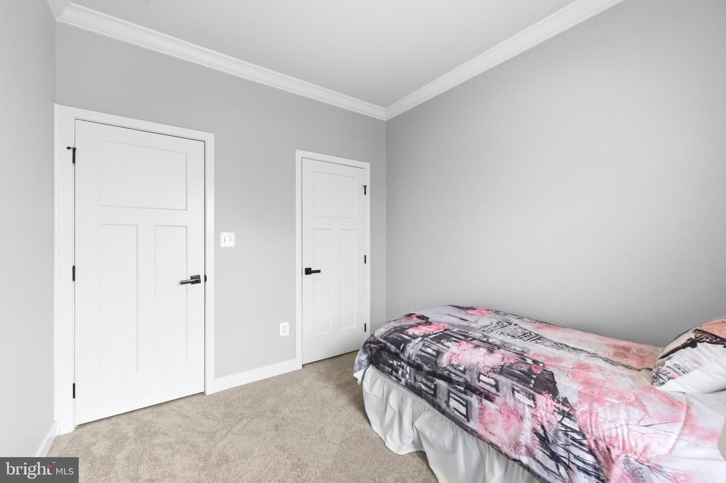 6312 Osterley Street photo 35