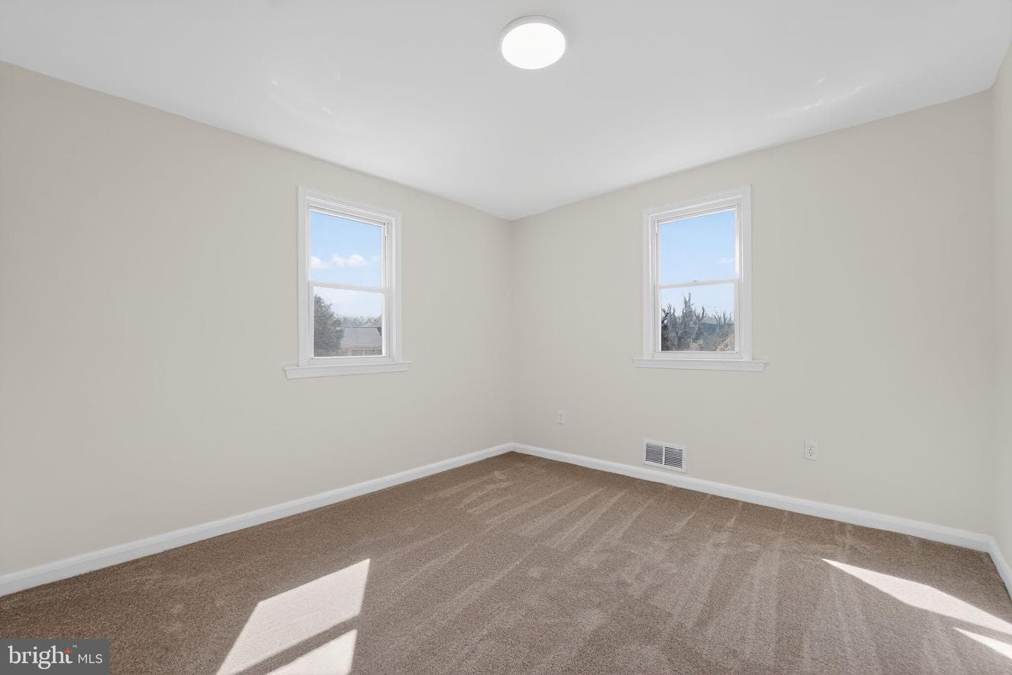 114 Tenbury Road photo 12