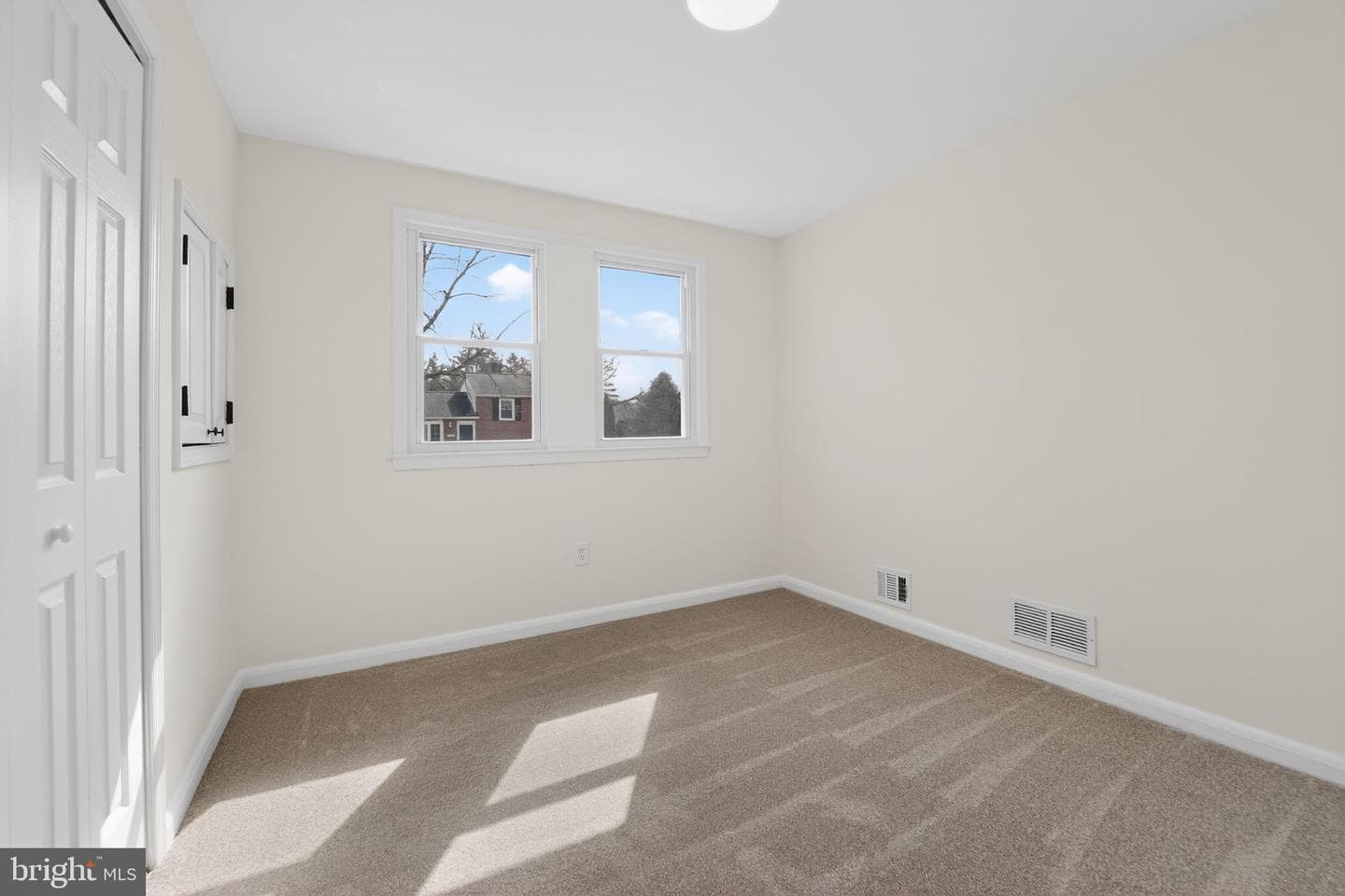 114 Tenbury Road photo 25