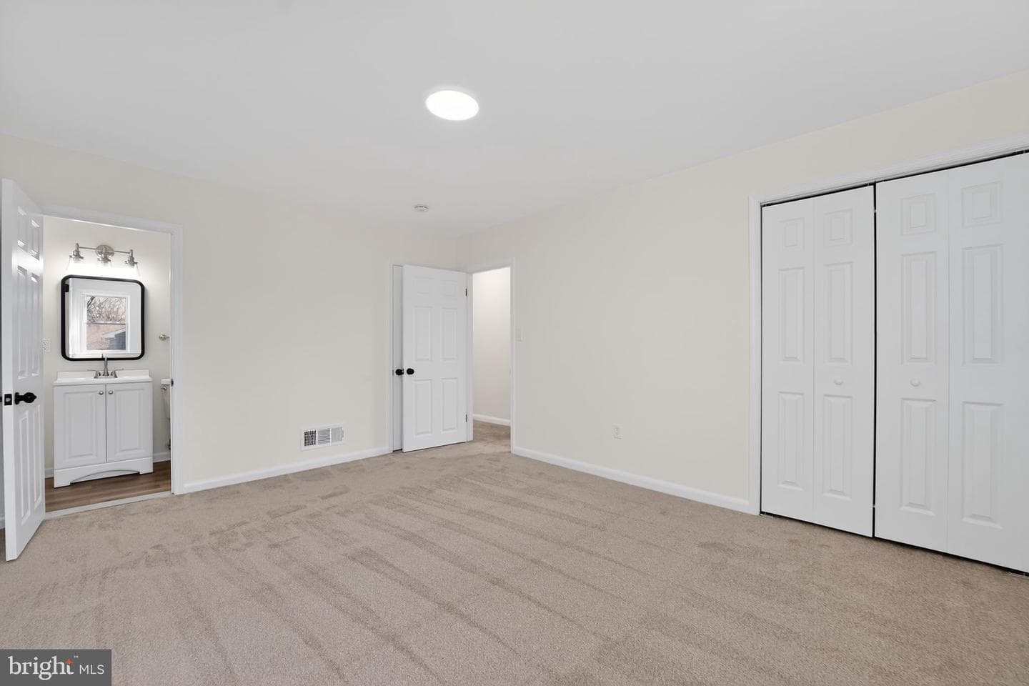 114 Tenbury Road photo 27