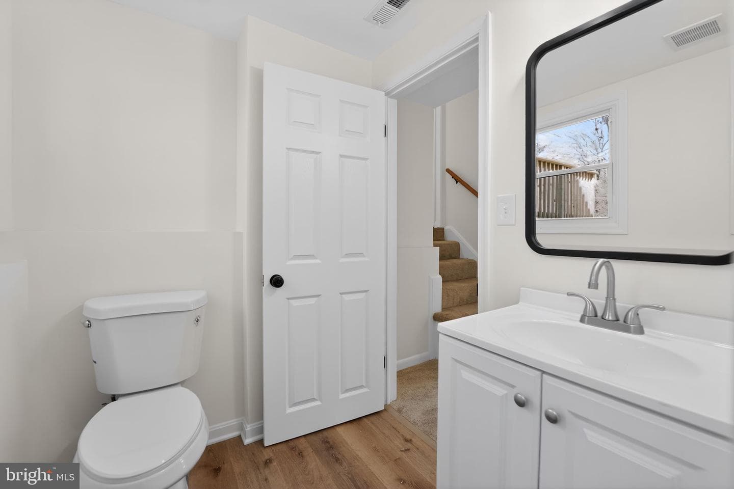 114 Tenbury Road photo 31