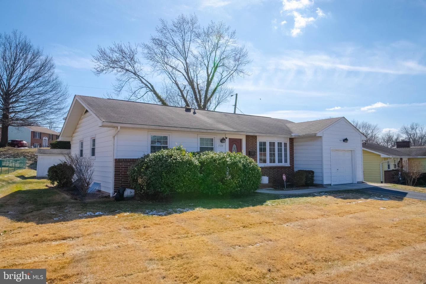 1324 Chapel Hill Drive photo 2