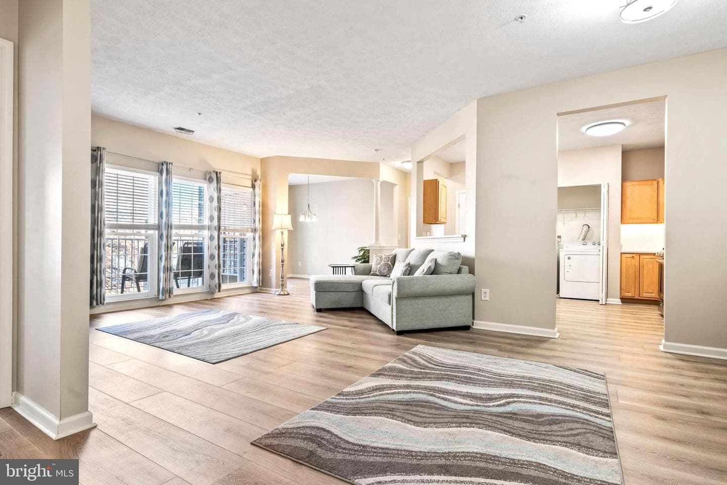 5485 Glenthorne Court #5485 photo 2