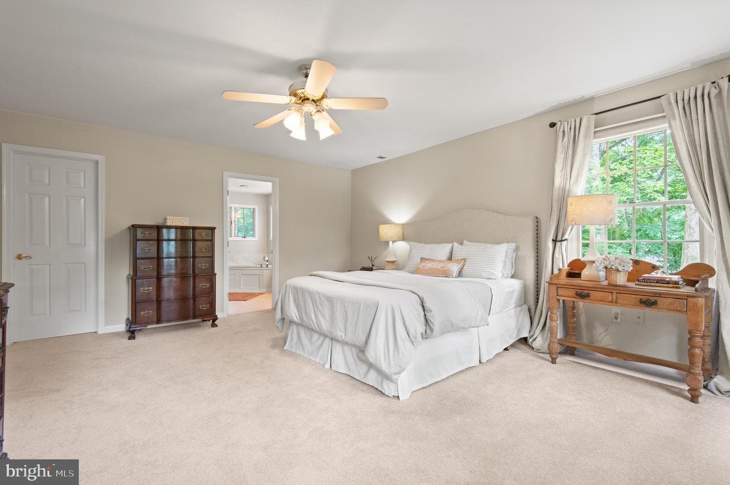 8 Henderson Hill Court photo 19