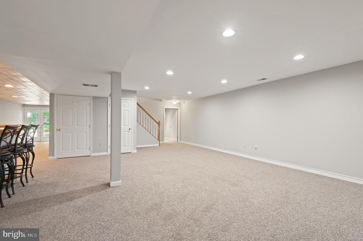 8 Henderson Hill Court photo 30