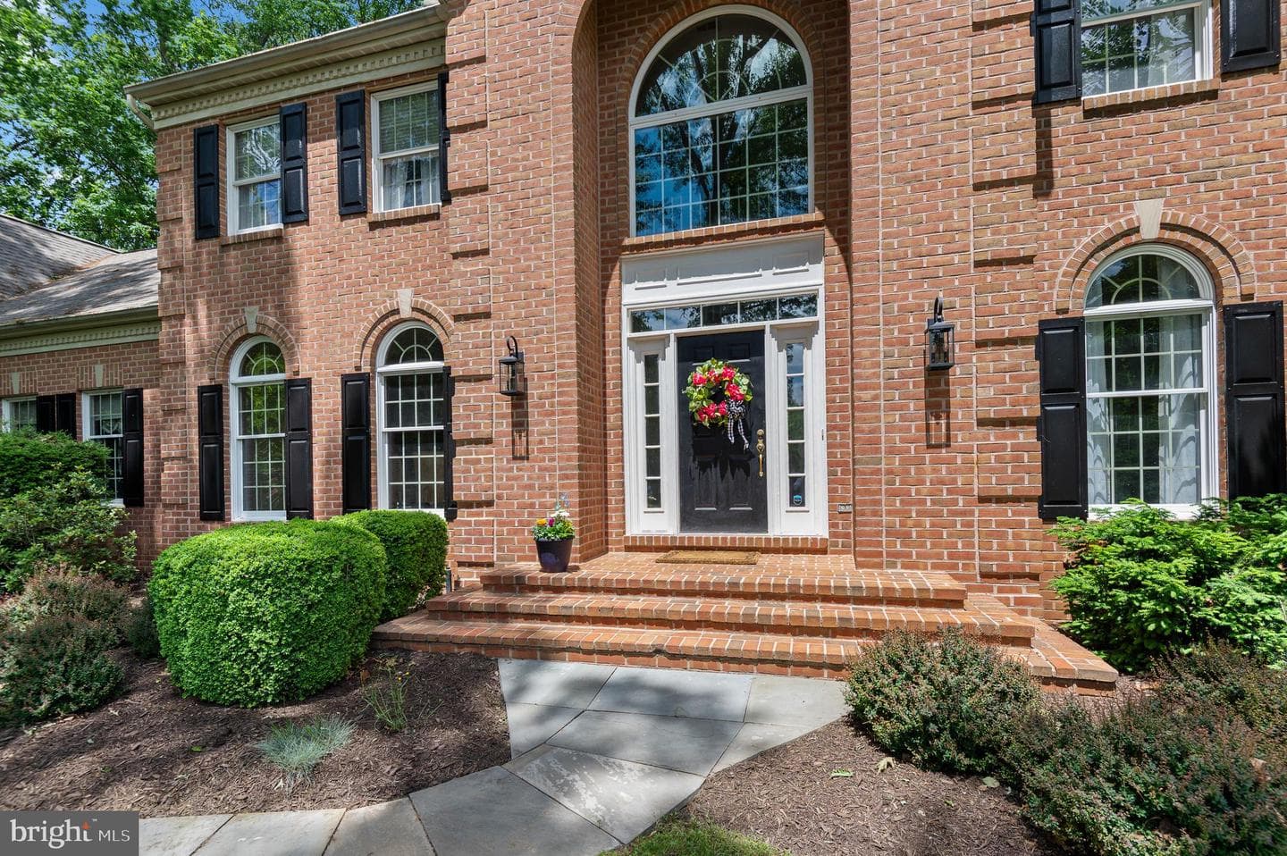 8 Henderson Hill Court photo 38