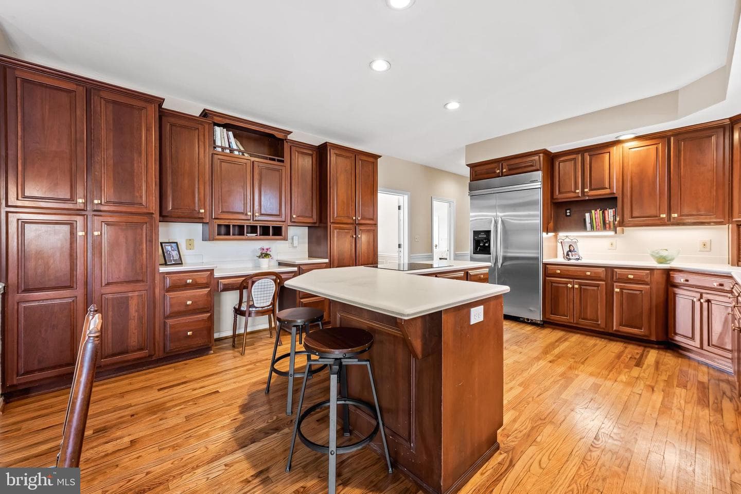 8 Henderson Hill Court photo 8