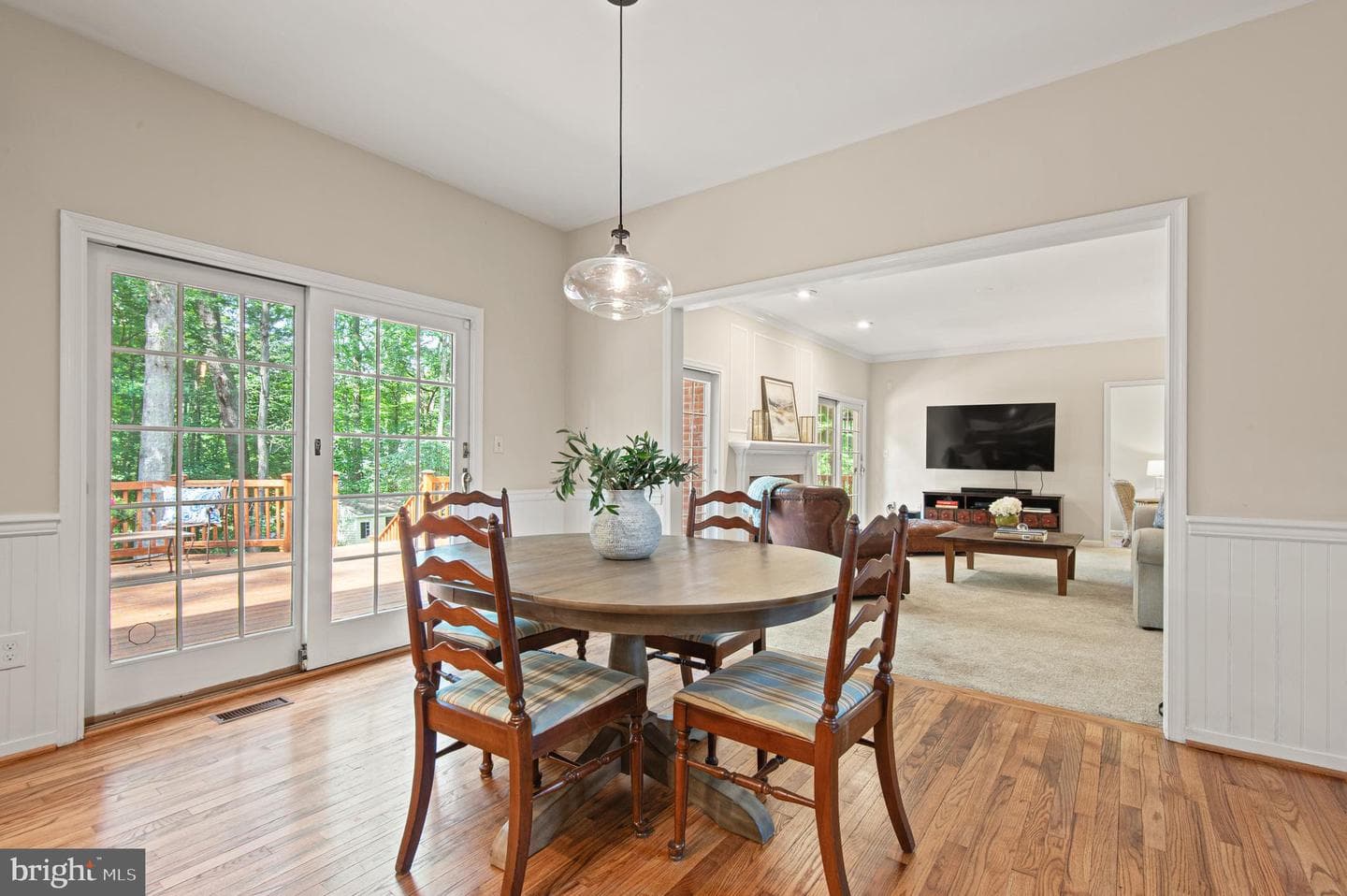 8 Henderson Hill Court photo 9