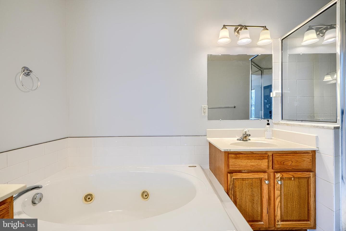 3 Dajobe Court photo 24