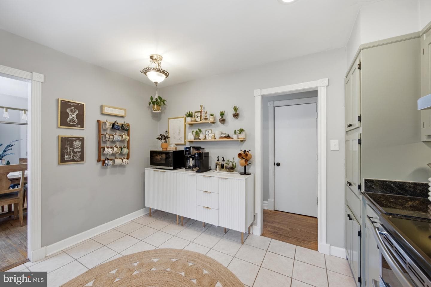 6750 Glenkirk Road photo 10