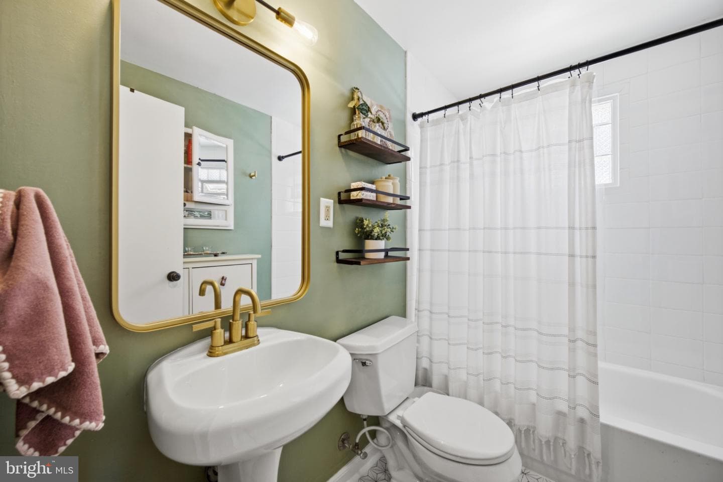 6750 Glenkirk Road photo 23