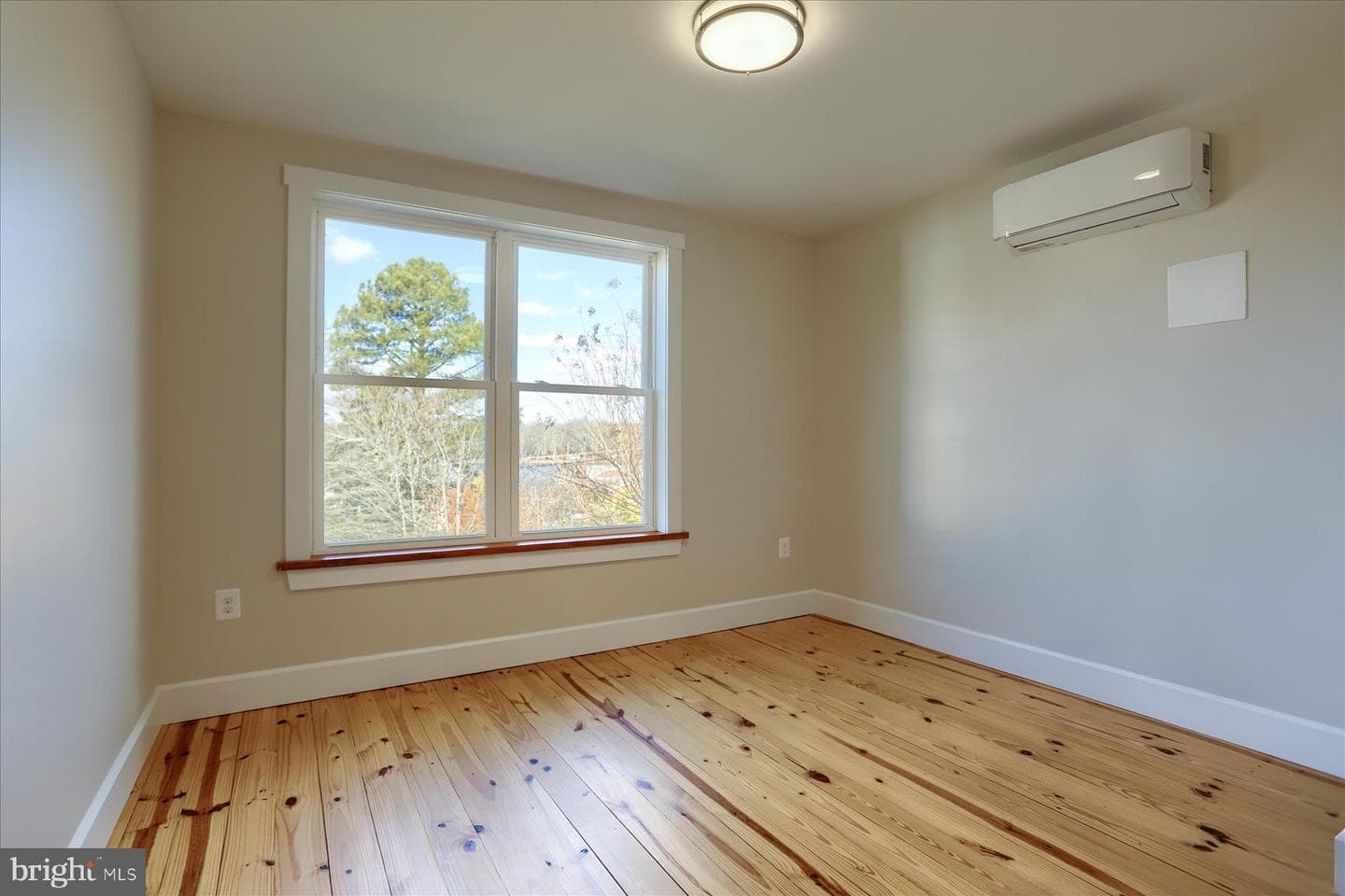 2507 Island View Road photo 23