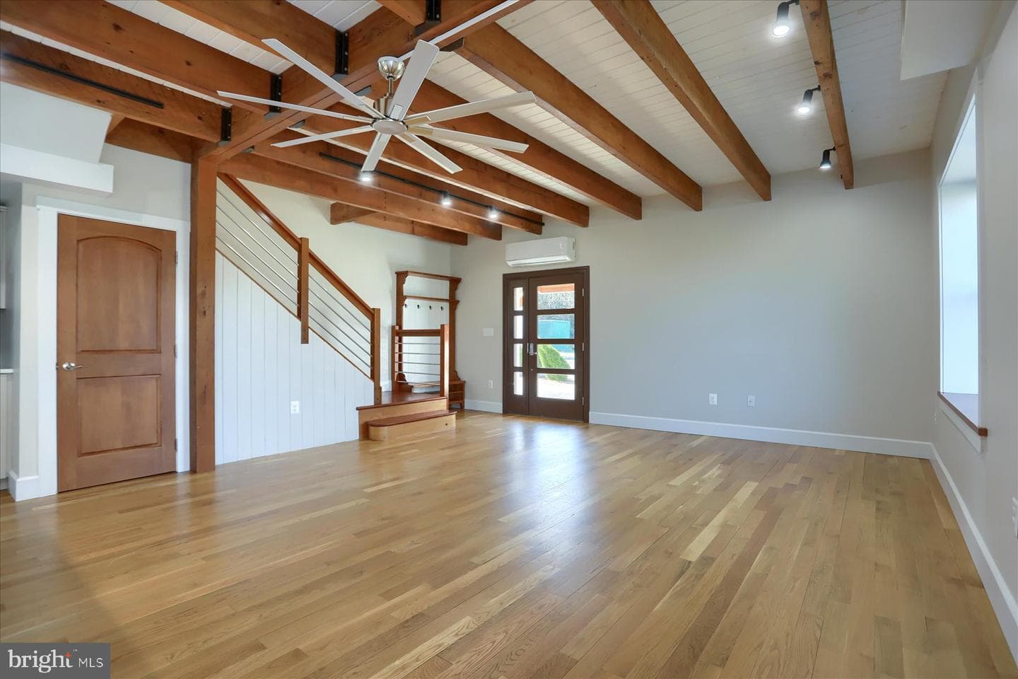 2507 Island View Road photo 6