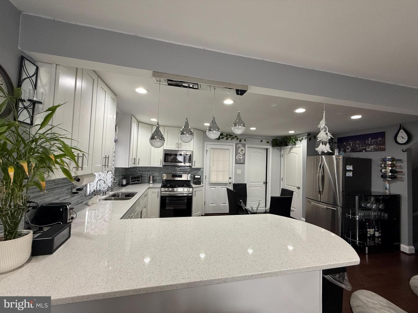 3499 Hillsmere Road photo 11