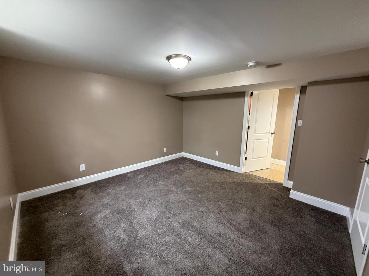 3499 Hillsmere Road photo 37