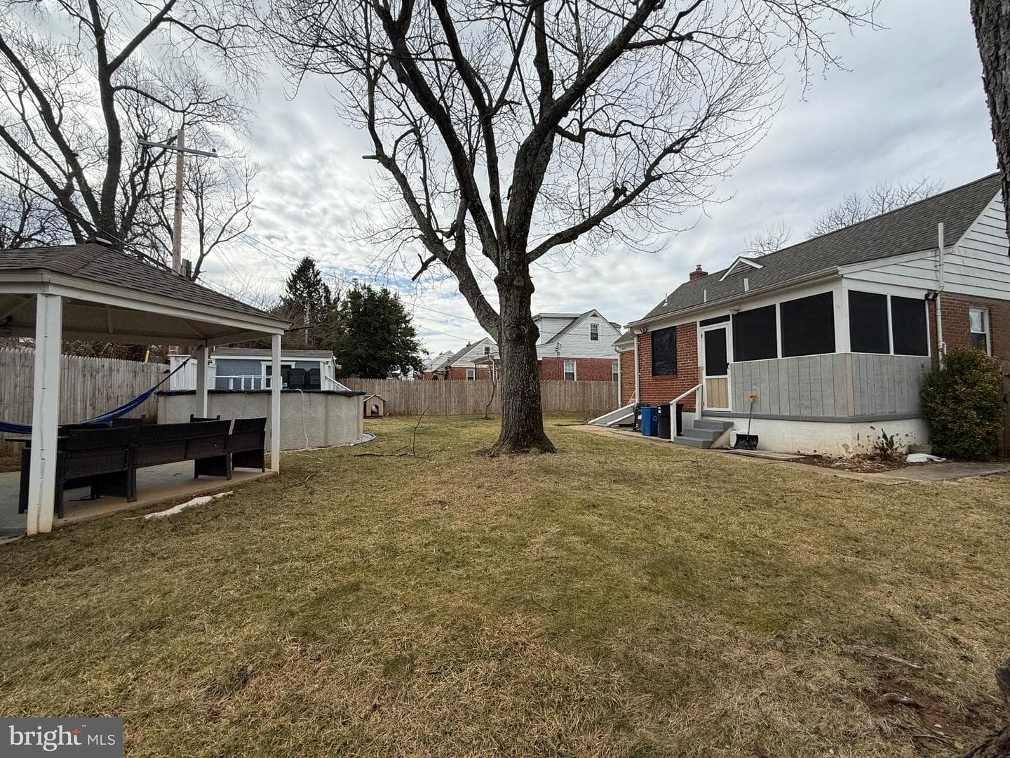 3499 Hillsmere Road photo 46