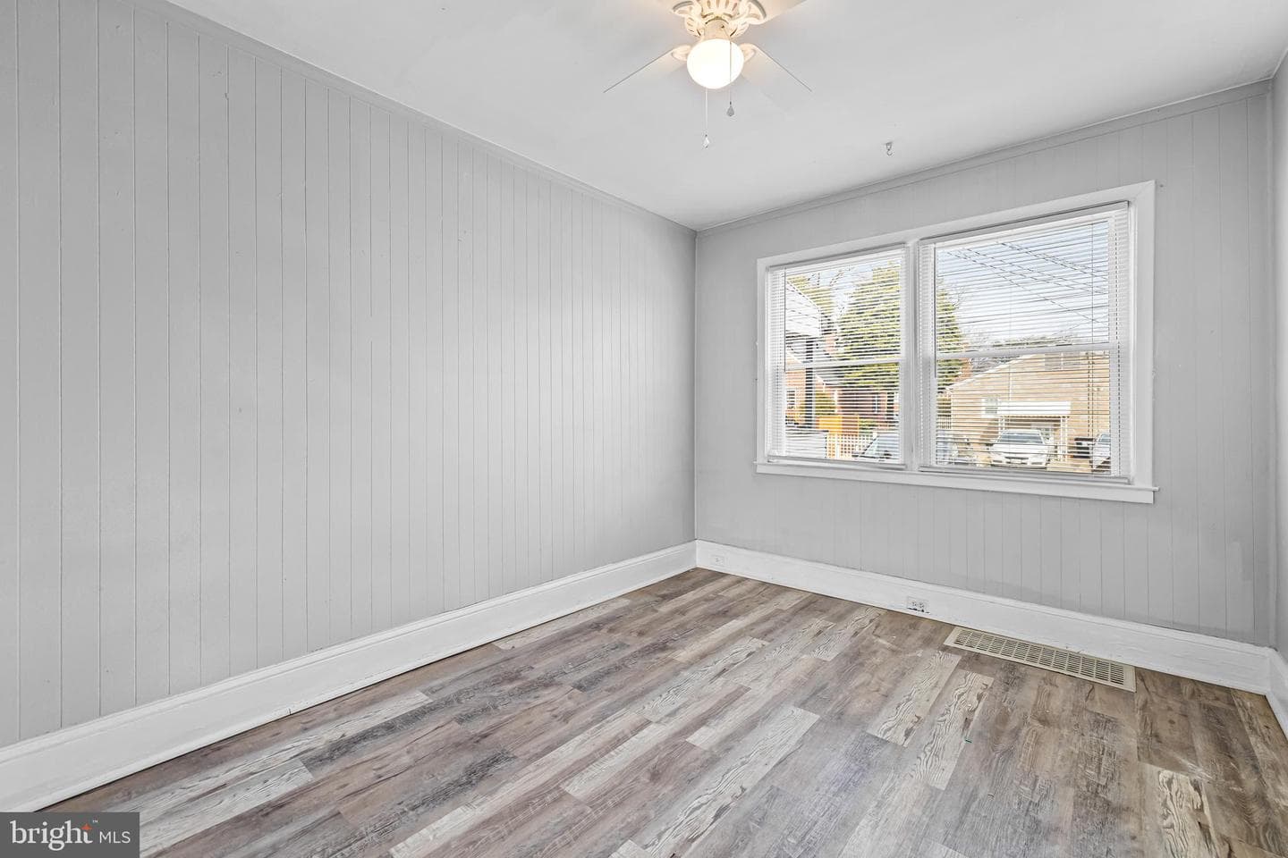 7022 Dunbar photo 17