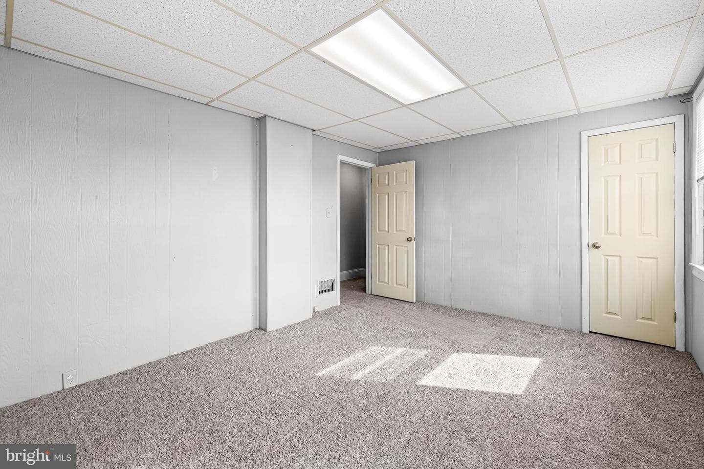 7022 Dunbar photo 19