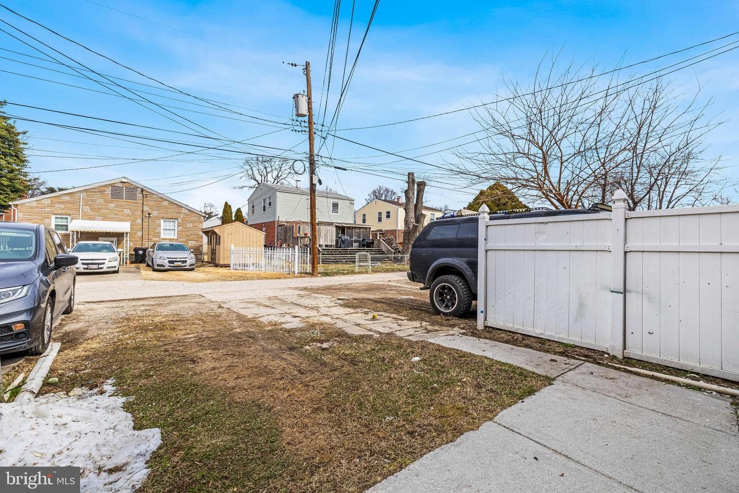 7022 Dunbar photo 31