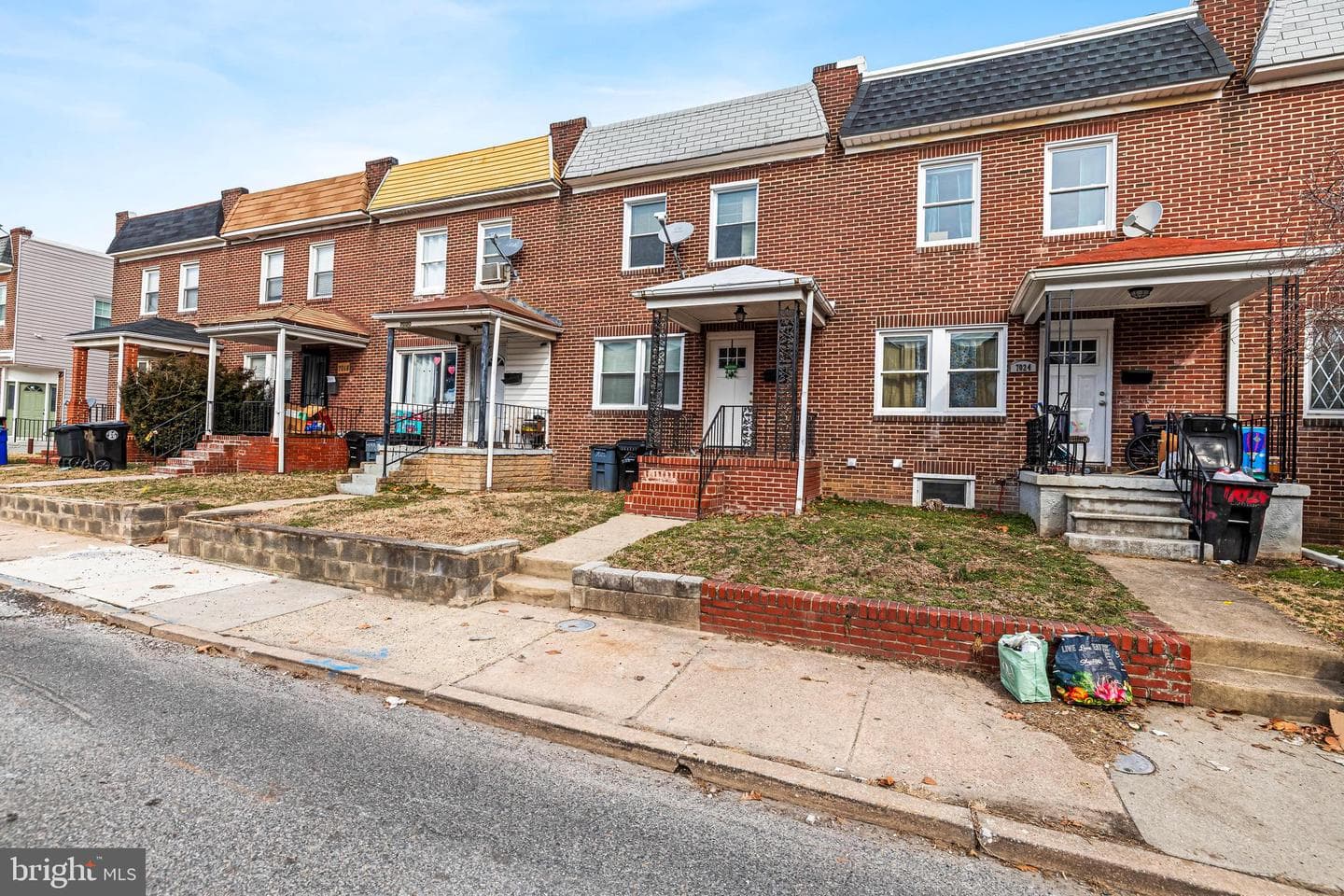 7022 Dunbar photo 4