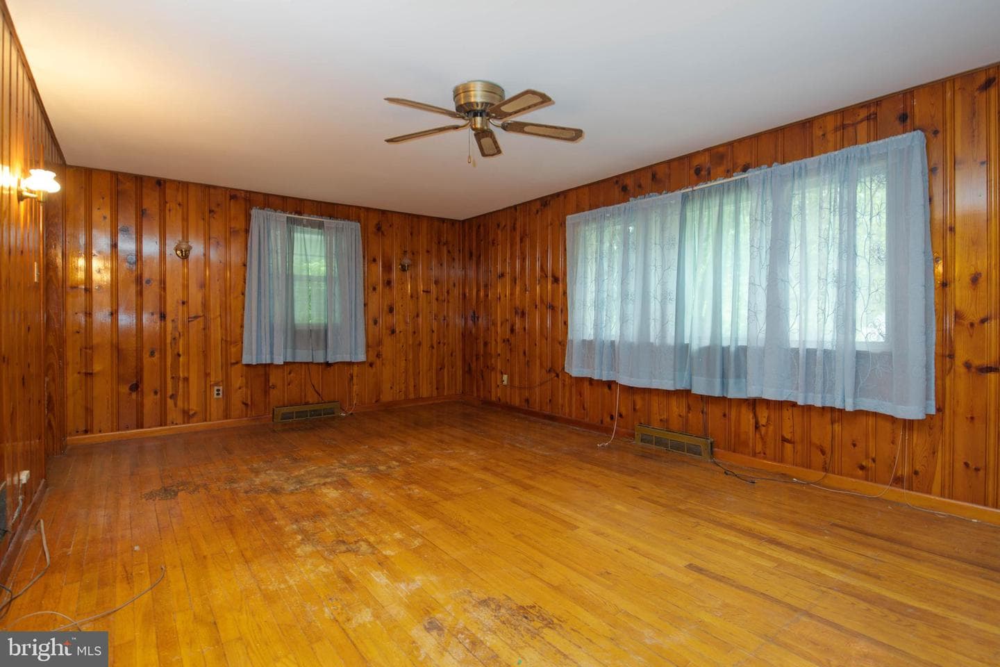 12709 Eastern Avenue photo 16