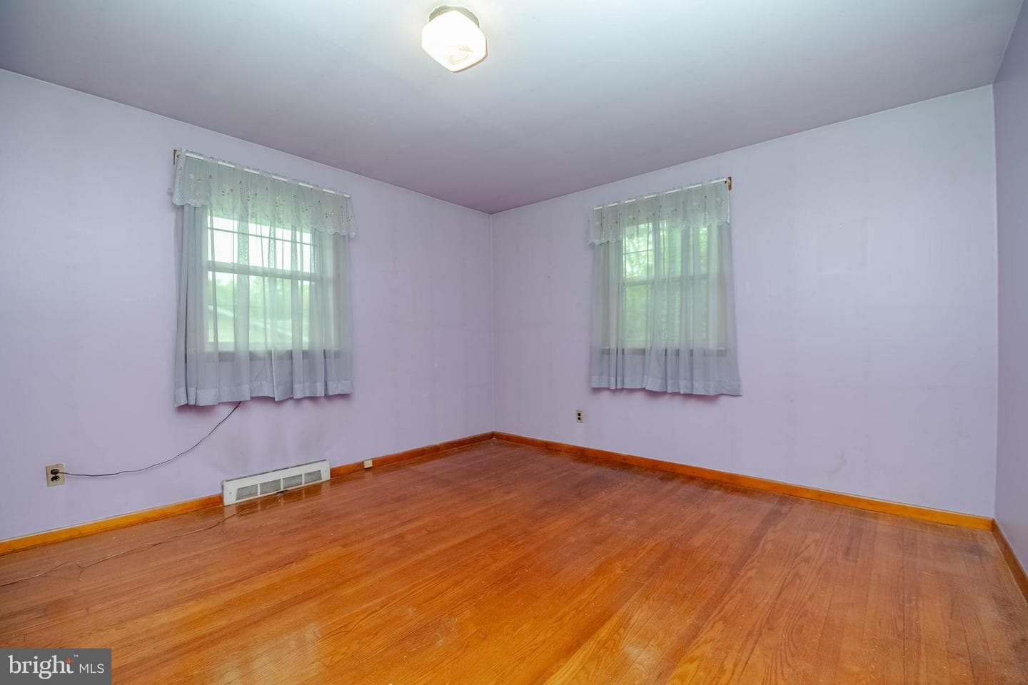 12709 Eastern Avenue photo 24