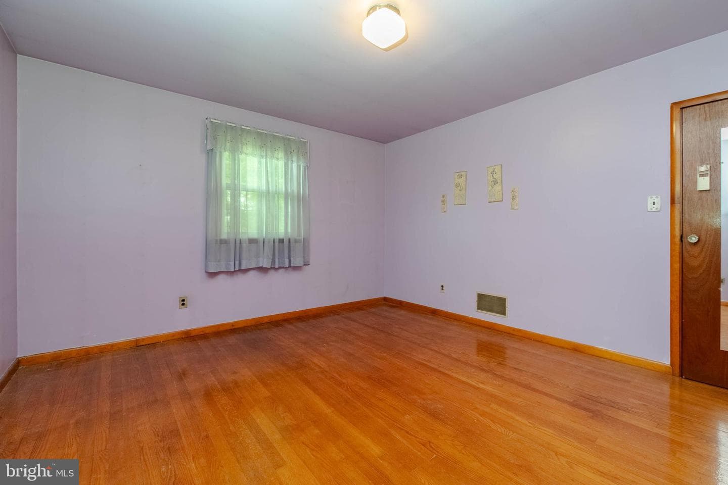 12709 Eastern Avenue photo 27