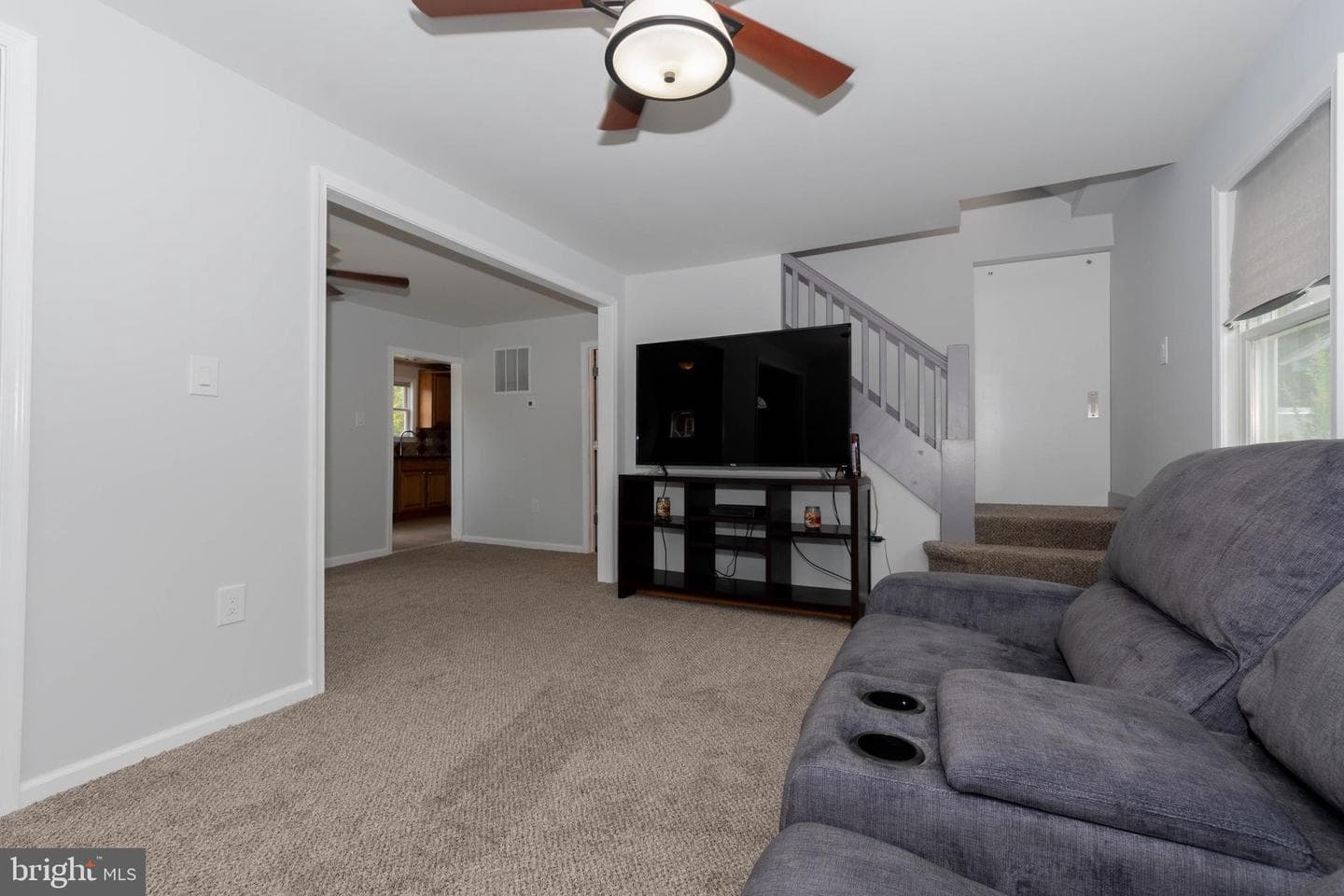 6414 Kenwood photo 10