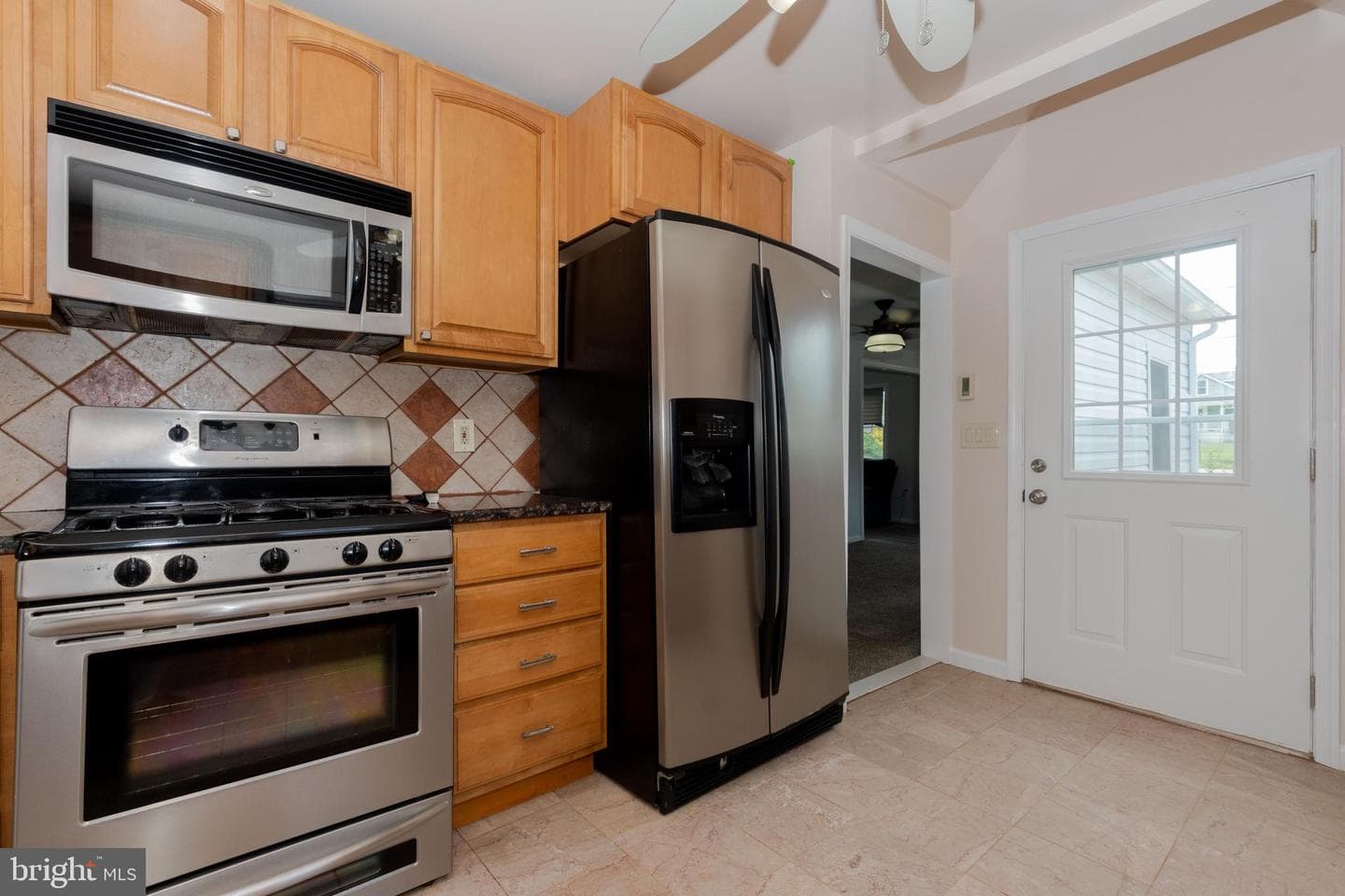 6414 Kenwood photo 14