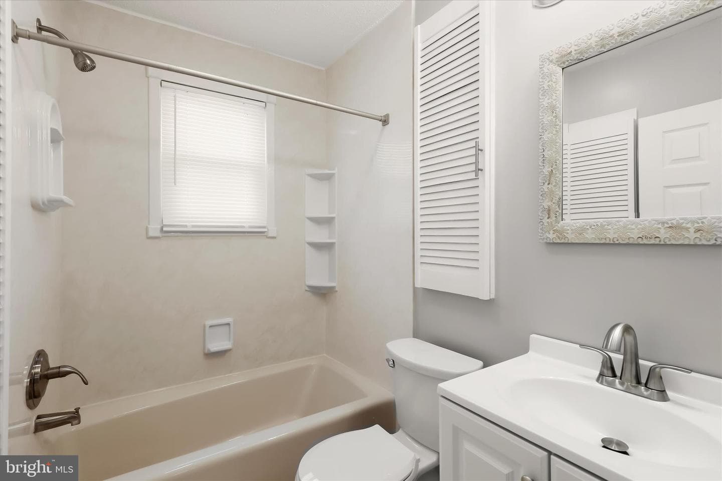 1218 Rustic Avenue photo 17