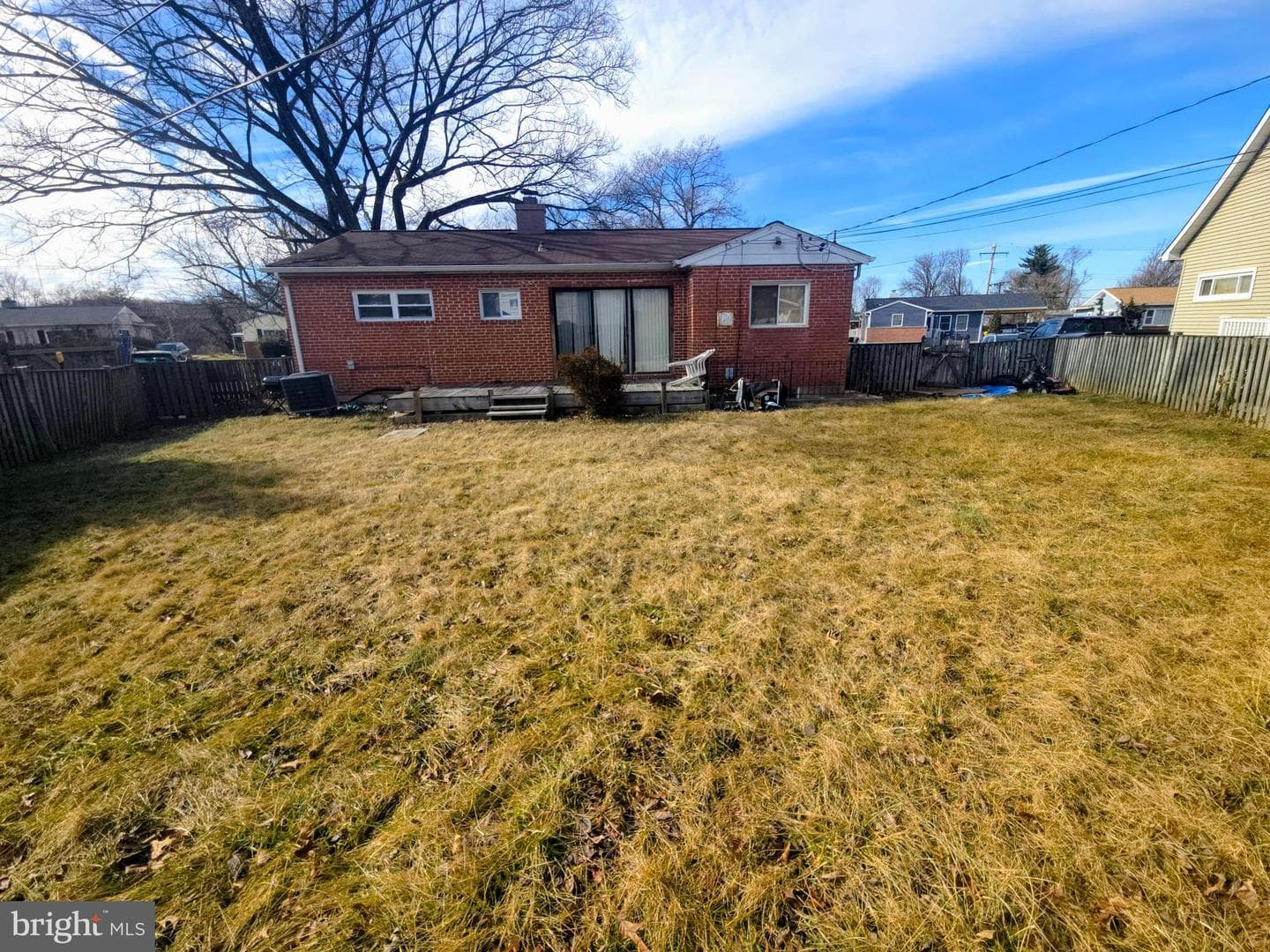 6035 Moorehead Road photo 2