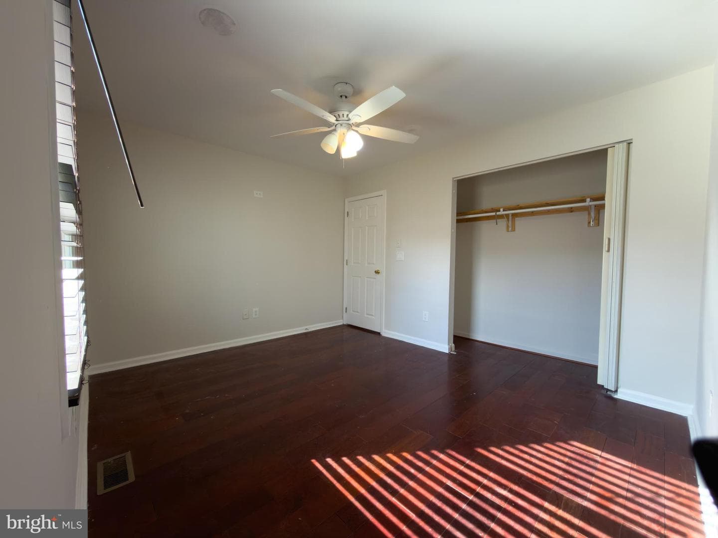 2009 Lugine Avenue photo 17