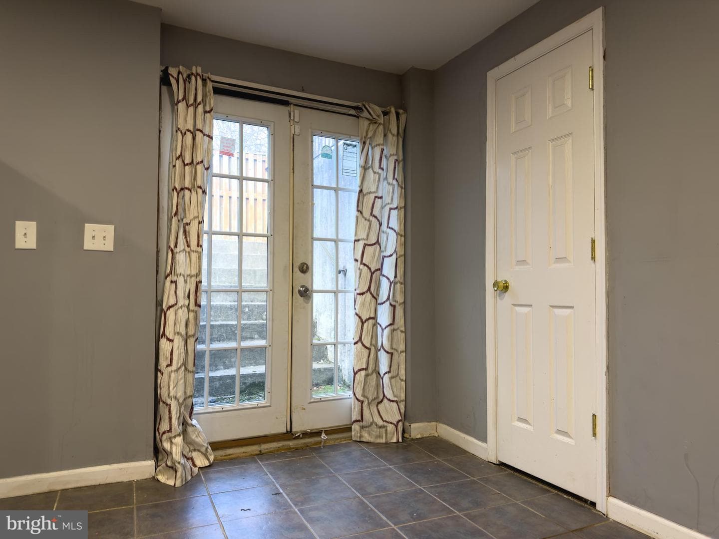 2009 Lugine Avenue photo 32