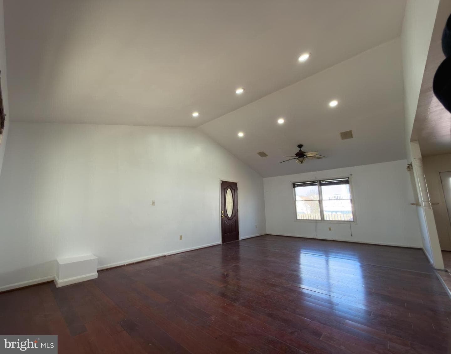2009 Lugine Avenue photo 9