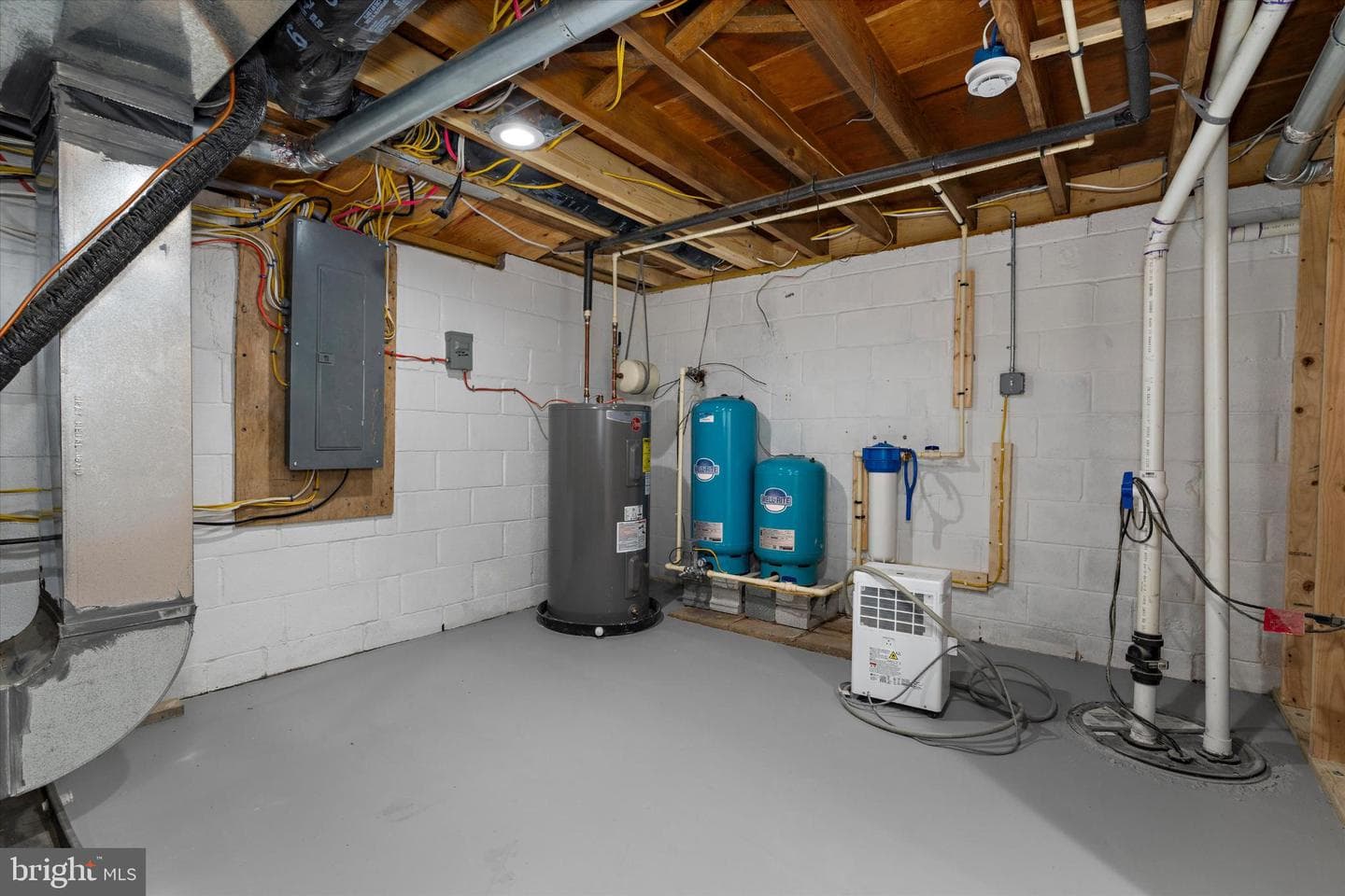 901 Dogwood Hill Court photo 40