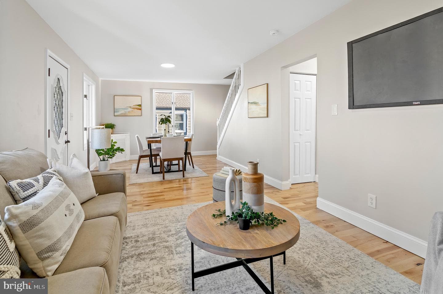 1237 Willow Road photo 9